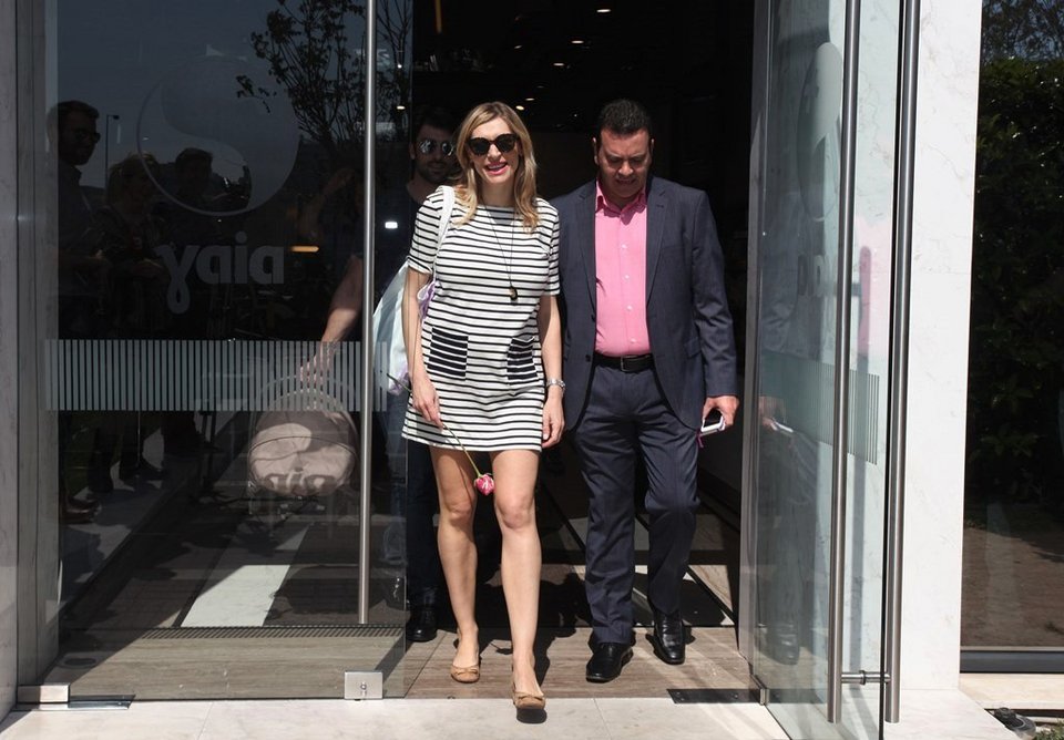 Ζέτα Δούκα: Μας δείχνει για πρώτη φορά την νεογέννητη κορούλα της [εικόνες]  | iefimerida.gr 4