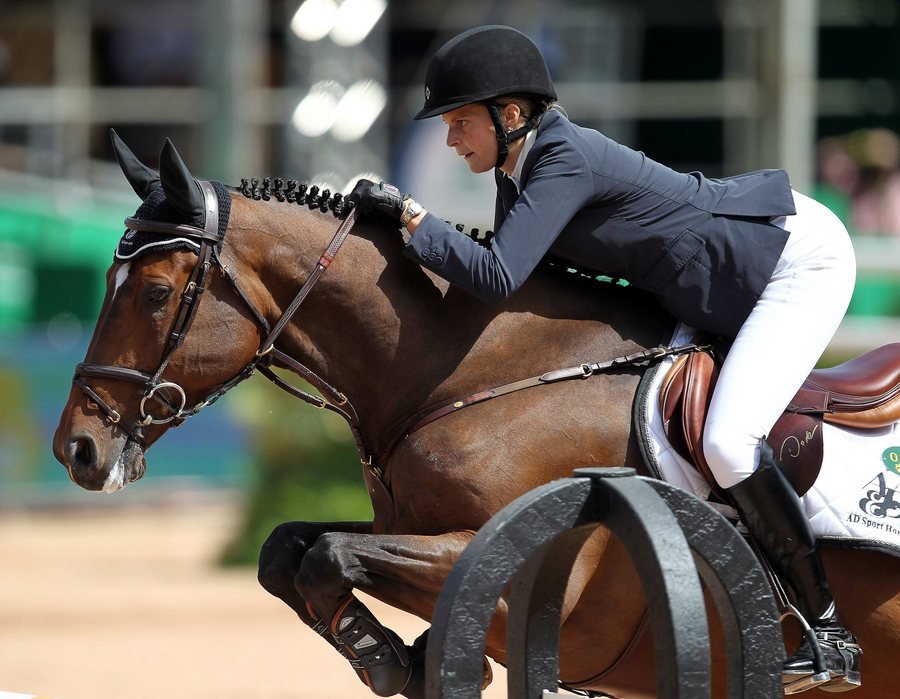 Το διαζύγιο της Ωνάση είναι οριστικό -Το επιβεβαίωσε και η κουμπάρα της [εικόνες]  | iefimerida.gr 3