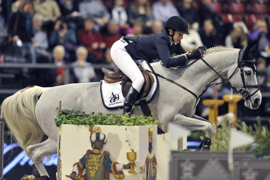 Το διαζύγιο της Ωνάση είναι οριστικό -Το επιβεβαίωσε και η κουμπάρα της [εικόνες]  | iefimerida.gr 2