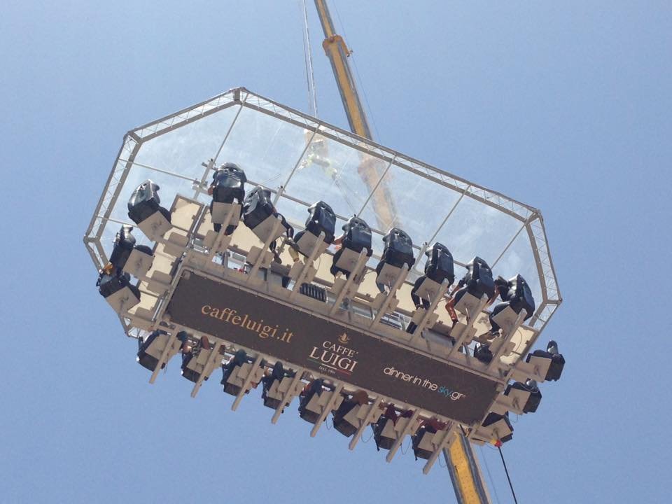 «Dinner in the Sky» -Μια αξέχαστη γαστρονομική εμπειρία με την Αθήνα «στο πιάτο» [εικόνες] | iefimerida.gr 16