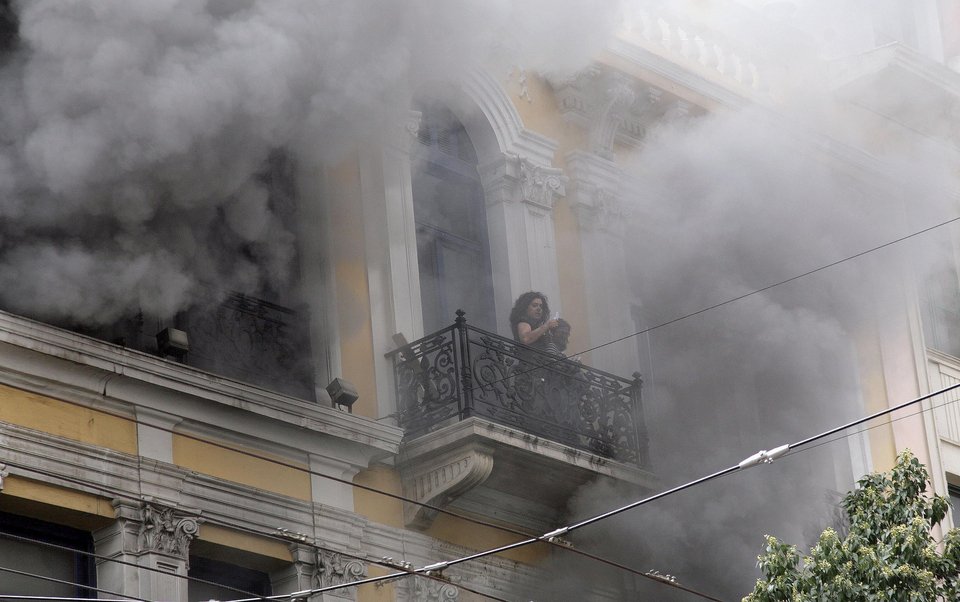 Η τραγωδία της Marfin που συγκλόνισε το πανελλήνιο [εικόνες-βίντεο] | iefimerida.gr 1
