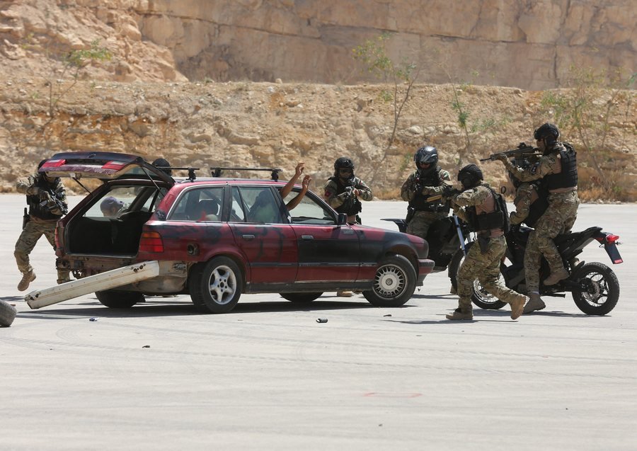 Οι Ειδικές Δυνάμεις από 11 χώρες μάχονται για την κορυφή -Μεταξύ αυτών και τα ΕΚΑΜ [εικόνες] | iefimerida.gr 0