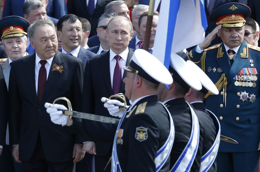 Μόσχα: Η εντυπωσιακή στρατιωτική παρέλαση στην Κόκκινη Πλατεία  [εικόνες] | iefimerida.gr 3