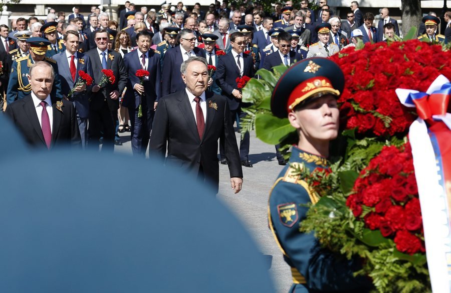 Μόσχα: Η εντυπωσιακή στρατιωτική παρέλαση στην Κόκκινη Πλατεία  [εικόνες] | iefimerida.gr 1