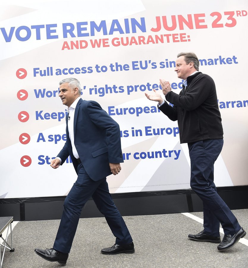 Βρετανία: Ο Σαντίκ Καν και ο Ντέιβιντ Κάμερον ενώνουν τις δυνάμεις τους εναντίον του Brexit [εικόνες] | iefimerida.gr 6