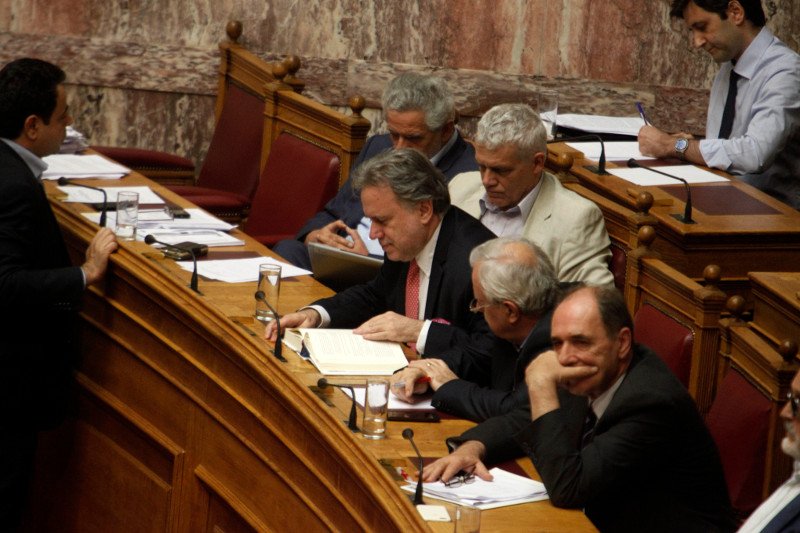 Τις «Αριστερές της Γαλλίας» διάβαζε στη Βουλή ο  Κατρούγκαλος [εικόνες] | iefimerida.gr 0