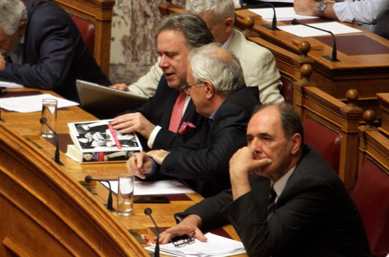 Τις «Αριστερές της Γαλλίας» διάβαζε στη Βουλή ο  Κατρούγκαλος [εικόνες] | iefimerida.gr 3