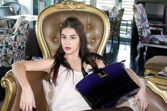 Η όμορφη κόρη της Κατερίνας Παπακώστα είναι ηθοποιός! [εικόνες] | iefimerida.gr 8