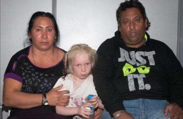 Πού βρίσκεται σήμερα η μικρή Μαρία -Είχε βρεθεί σε καταυλισμό Ρομά στα Φάρσαλα [εικόνες] | iefimerida.gr 0