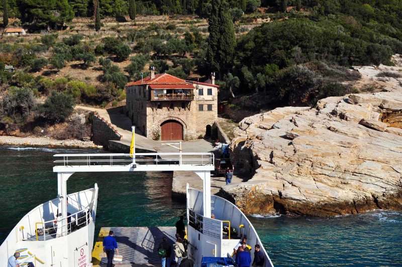 Η συγκλονιστική περιγραφή του Conde Nast Traveller για το Αγιο Ορος -«Είναι το Θιβέτ των χριστιανών...» [εικόνες] | iefimerida.gr 5