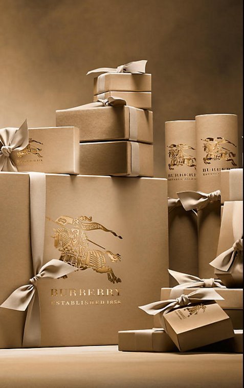 Ετσι φτιάχνονται οι περίφημες καμπαρντίνες Burberry [εικόνες] | iefimerida.gr 7