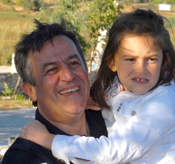Χαροπαλεύει η 17χρονη κόρη του Ν. Νικολόπουλου μετά από ανακοπή | iefimerida.gr 2