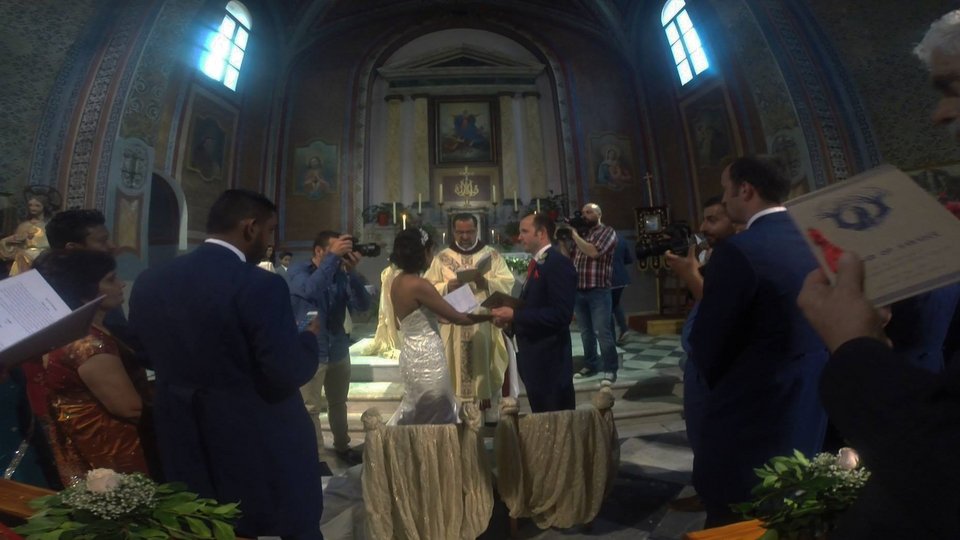 Πριγκίπισσα παντρεύεται στη Μυτιλήνη -Πόλος έλξης τα λείψανα του Αγίου Βαλεντίνου [εικόνες] | iefimerida.gr 4