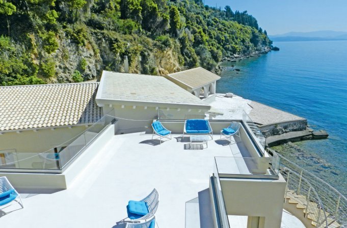 Το εντυπωσιακό παλάτι της βασιλικής οικογένειας του Κατάρ στην Κέρκυρα -Χλιδή με χρυσές λεπτομέρειες [εικόνες] | iefimerida.gr 5