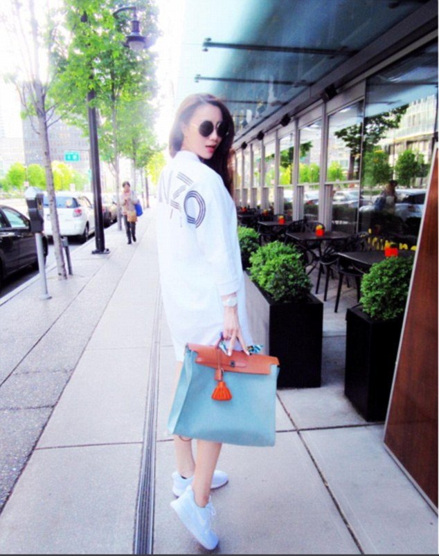 Οι πλούσιες κόρες της Κίνας: Ξοδεύουν αλόγιστα και εξοργίζουν τον πρόεδρο της χώρας [εικόνες]  | iefimerida.gr 6