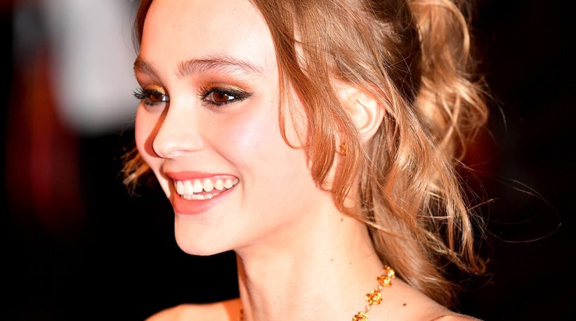 Η κόρη του Τζόνι Ντεπ είναι η νέα Μπριζίτ Μπαρντό της Γαλλίας [εικόνες] | iefimerida.gr 6