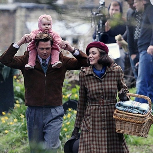 Τι τρέχει με τη Μαριόν Κοτιγιάρ και τον Μπραντ Πιτ [εικόνες] | iefimerida.gr 1