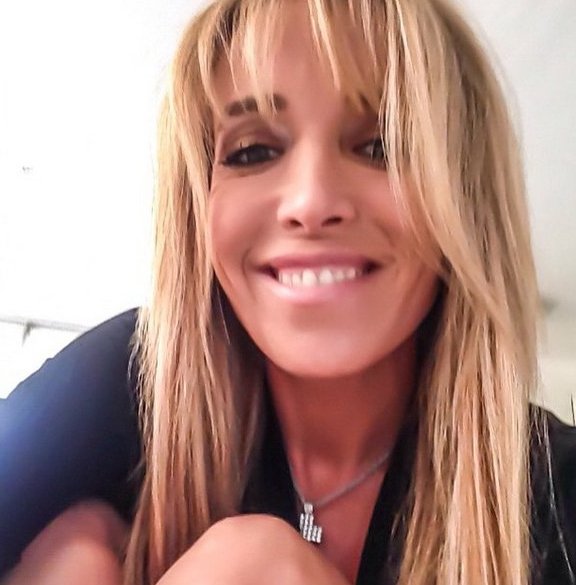 Νάντια Χαλαμανδάρη: Εγκυος στο παιδί του πρίγκιπα της Ισπανίας η Ελληνίδα δημοσιογράφος [εικόνες] | iefimerida.gr 10