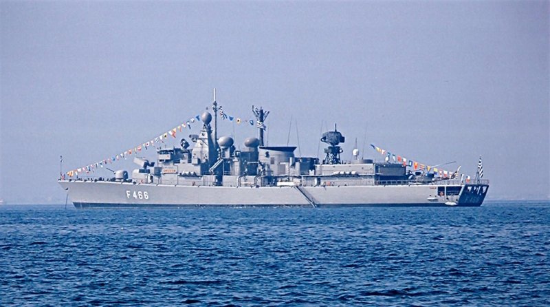 Αυτή είναι η φρεγάτα «Νικηφόρος Φωκάς» που συμμετέχει στις έρευνες για το αεροσκάφος της EgyptAir [εικόνες] | iefimerida.gr 0