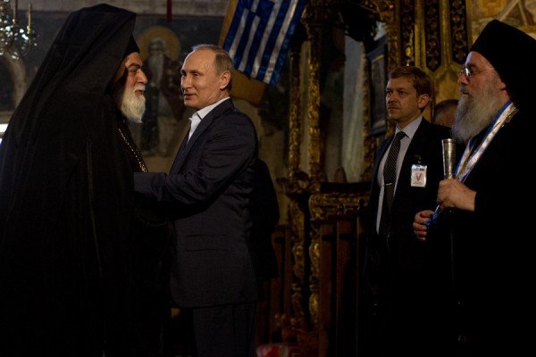 Στο μοναστήρι του Αγιου Παντελεήμονα έφτασε ο Πούτιν [εικόνες & βίντεο] | iefimerida.gr 5