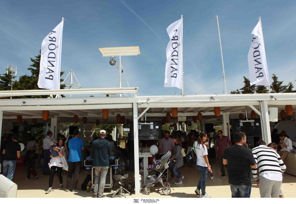 PANDORA: Λαμπερή γιορτή για την Ημέρα της Μητέρας [εικόνες]  | iefimerida.gr 1