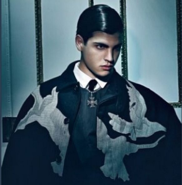 Αυτό είναι το νέο αγόρι της εγγονής του τέως -Συλλήψεις, αλκοόλ και πάρτυ [εικόνες] | iefimerida.gr 10