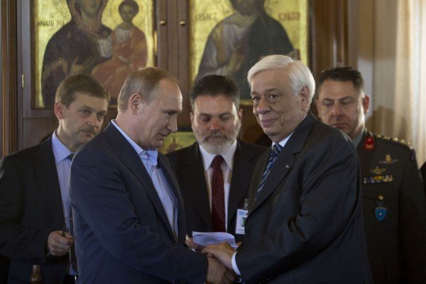 Στο μοναστήρι του Αγιου Παντελεήμονα έφτασε ο Πούτιν [εικόνες & βίντεο] | iefimerida.gr 9