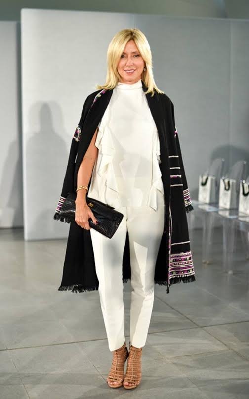 Ενα «αγγελάκι» πρωταγωνίστρια στο σόου της Σήλιας Κριθαριώτη στο Λονδίνο [εικόνες] | iefimerida.gr 9