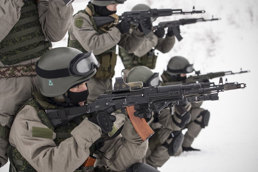 Η Spetsnaz στην Αθήνα: Η ελίτ των Ειδικών Δυνάμεων της Ρωσίας θα είναι η σκιά του Πούτιν [εικόνες & βίντεο] | iefimerida.gr 4