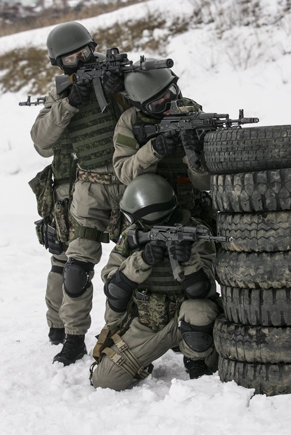 Η Spetsnaz στην Αθήνα: Η ελίτ των Ειδικών Δυνάμεων της Ρωσίας θα είναι η σκιά του Πούτιν [εικόνες & βίντεο] | iefimerida.gr 6