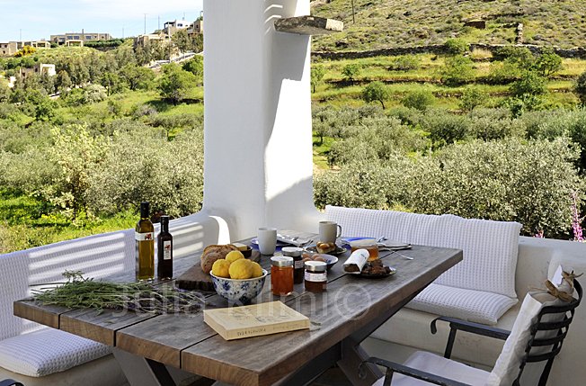 Μπισκότα από βελανίδι -Η απίστευτη επιχείρηση μιας Αμερικανίδας στην Τζια [εικόνες] | iefimerida.gr 11