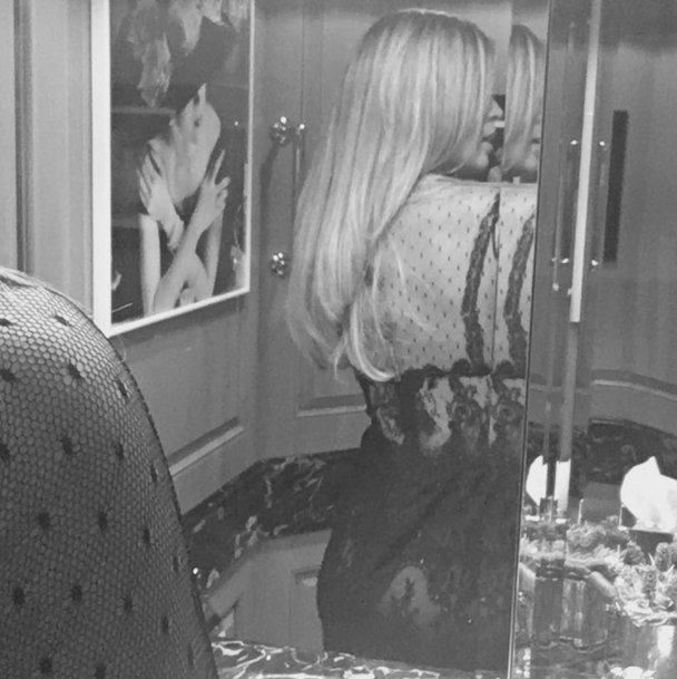 Η Μαριέττα Χρουσαλά στο κόκκινο χαλί των Καννών [εικόνες] | iefimerida.gr 4