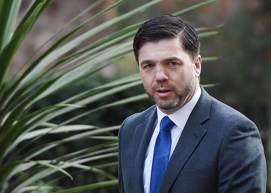 O αντίπαλος του Μπόρις Τζόνσον: Νέος, ωραίος, μεγάλωσε σε εργατικές κατοικίες [εικόνες] | iefimerida.gr 0