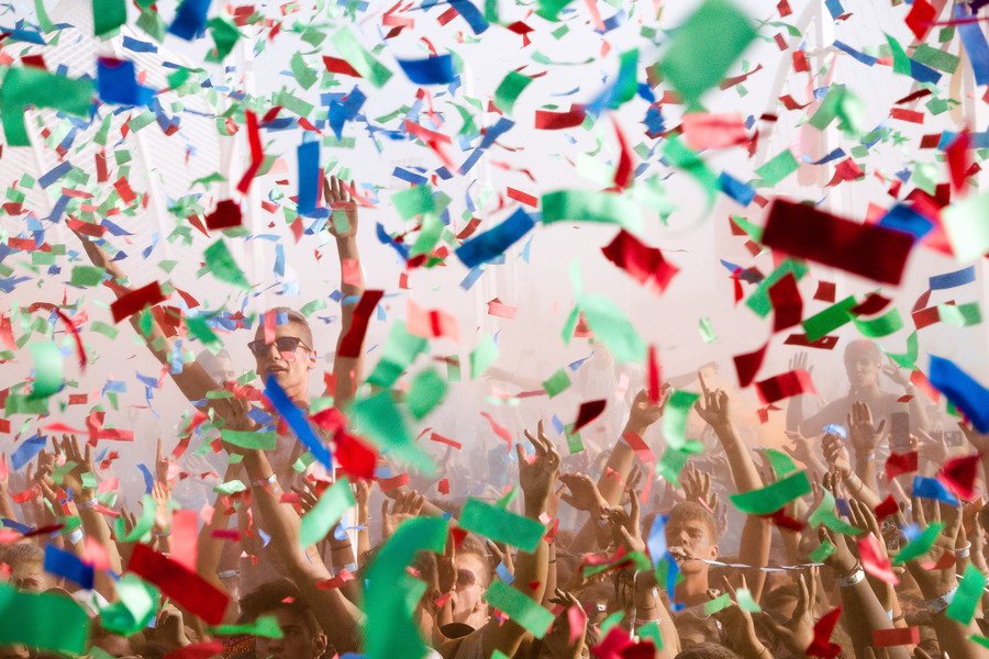 Γέμισε χρώματα και νεολαία το ΟΑΚΑ -Για το «Colour Day Festival» [εικόνες] | iefimerida.gr 5