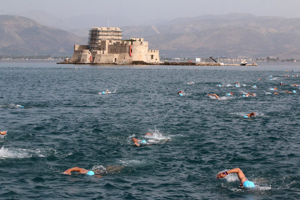 Εκπληκτικές εικόνες από το Ναύπλιο -Οι αγώνες του τριάθλου [εικόνες] | iefimerida.gr 18