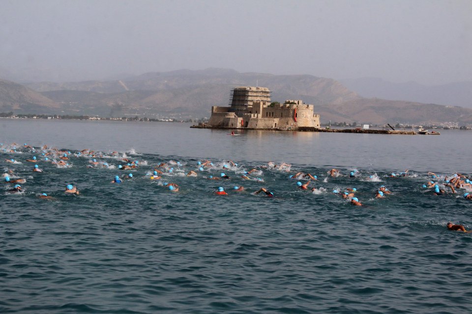 Εκπληκτικές εικόνες από το Ναύπλιο -Οι αγώνες του τριάθλου [εικόνες] | iefimerida.gr 8