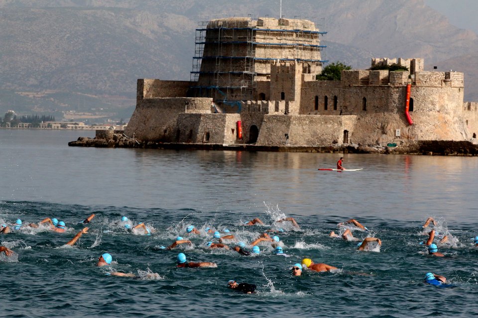 Εκπληκτικές εικόνες από το Ναύπλιο -Οι αγώνες του τριάθλου [εικόνες] | iefimerida.gr 6