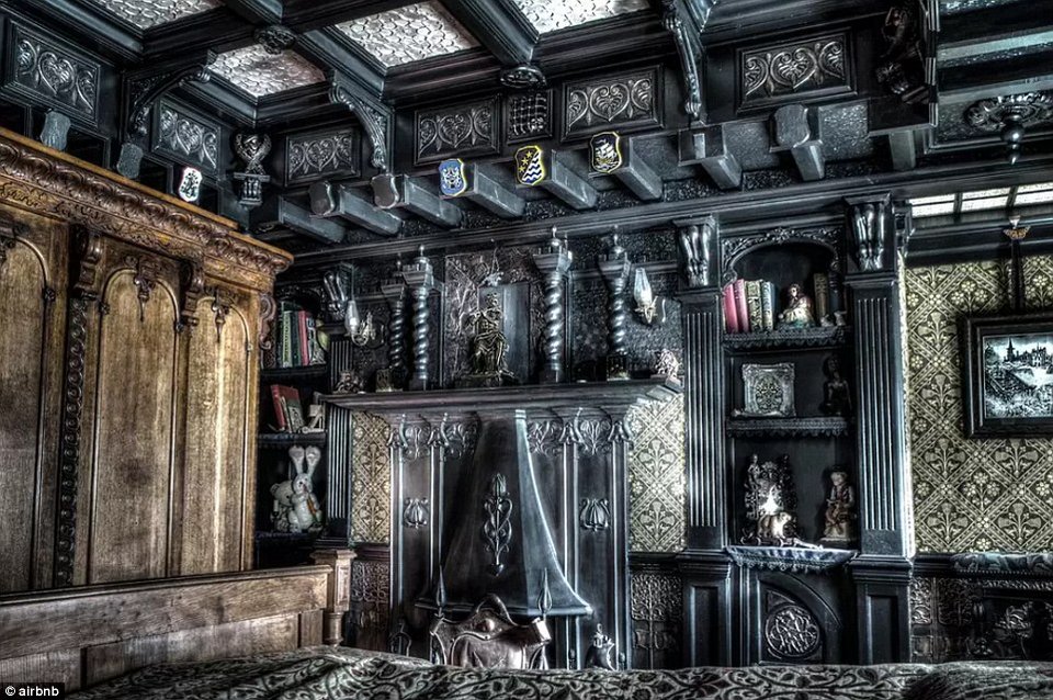 Τρομακτική διαμονή: Υπνος σε στοιχειωμένες βίλες, γραφεία τελετών, δωμάτια φρενοκομείου [εικόνες] | iefimerida.gr 5