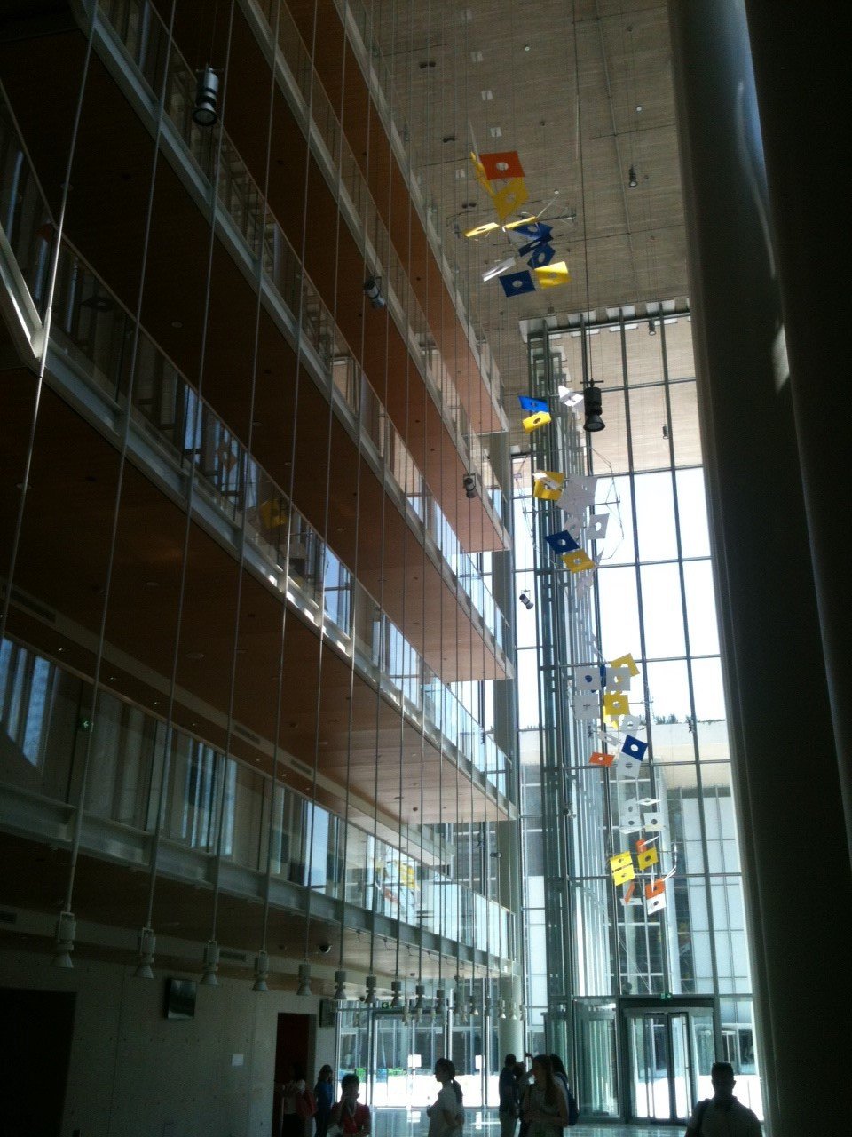 Εντυπωσιάζει: Ξενάγηση στο Κέντρο Πολιτισμού Σταύρος Νιάρχος [εικόνες] | iefimerida.gr 1