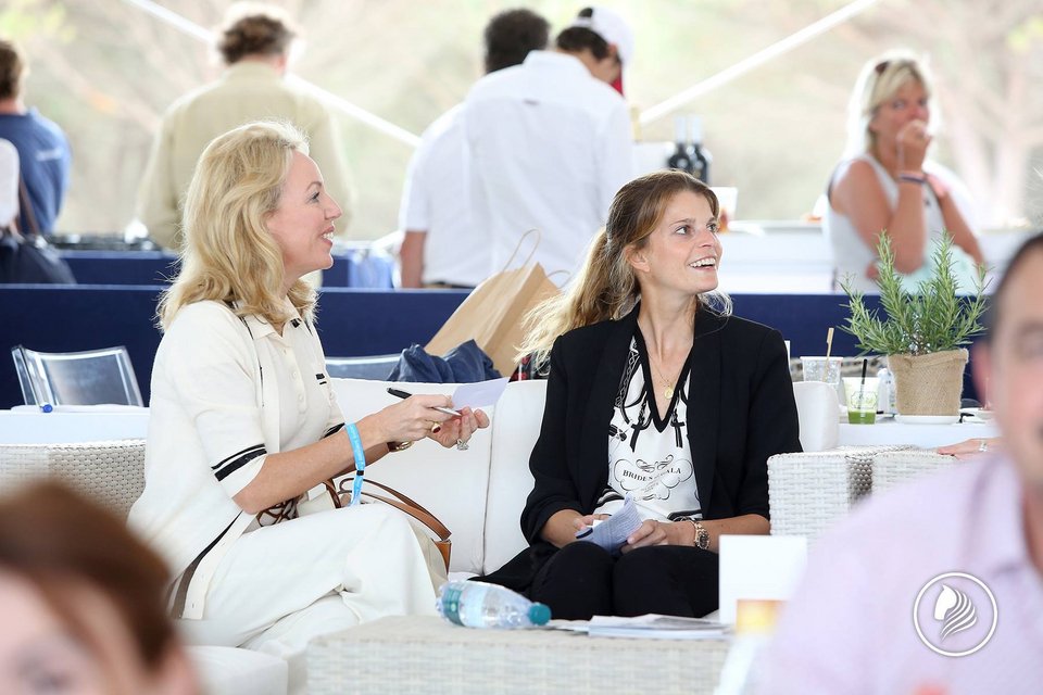 Αθηνά-Ντόντα πήγαν στους ίδιους αγώνες -Με άλλη διάθεση η Ωνάση [εικόνες] | iefimerida.gr 1