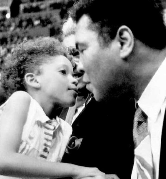 Μοχάμεντ Αλι: Η ιστορία ενός θρύλου, που ξεκίνησε με ένα κλεμμένο ποδήλατο [εικόνες] | iefimerida.gr 1