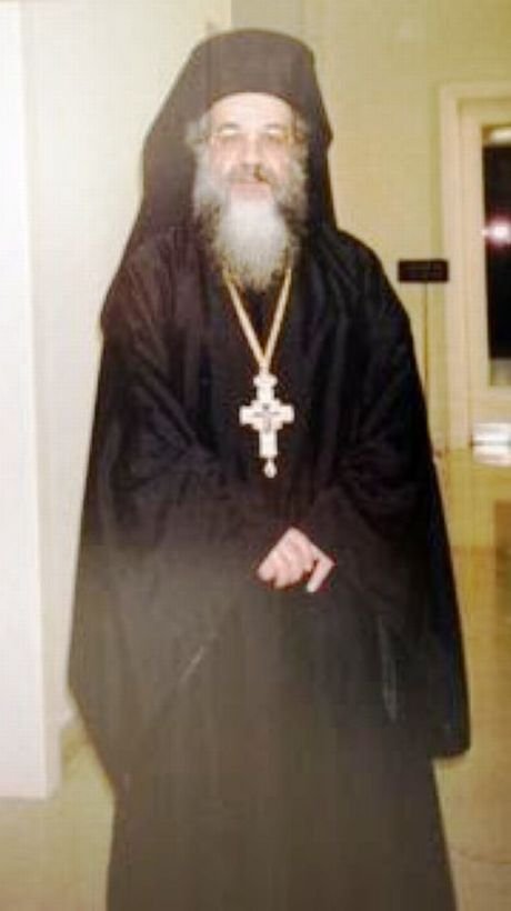 Απίστευτη γκάφα στην εκπομπή της Ιωάννας Λίλη: Εκαναν θέμα τη δολοφονία αρχιμανδρίτη με φωτογραφία... άλλου! | iefimerida.gr 0