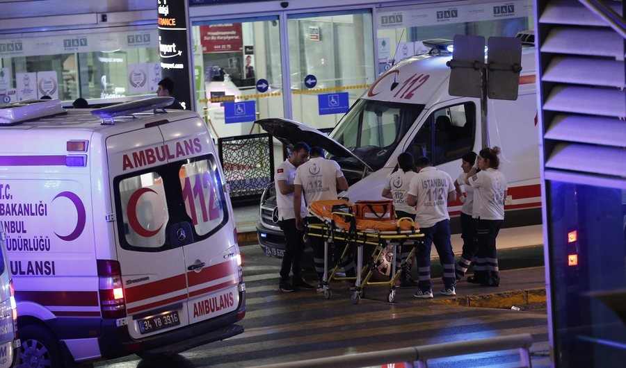 Μακελειό στο αεροδρόμιο Ατατούρκ: 41 νεκροί και 239 τραυματίες | iefimerida.gr 5