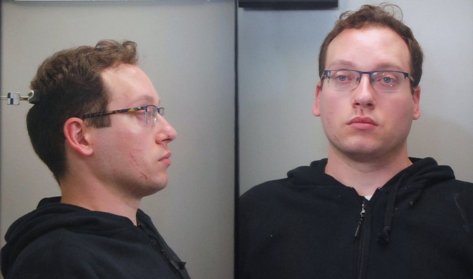 Αυτός είναι ο 30χρονος δράκος του Αμαρουσίου -Είχε επιτεθεί σε έξι γυναίκες [εικόνες]      | iefimerida.gr 0