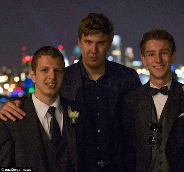 «Στραγγάλισα τη μάνα μου για να διώξω το διάβολο από μέσα της» -Απίστευτο έγκλημα στη Ρωσία [εικόνες]  | iefimerida.gr 4