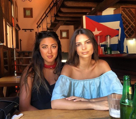 Το φόρεμα που πρέπει να έχει κάθε 40άρα -Σικάτο, ιδιαίτερο, χαρίζει σε όλες [εικόνες] | iefimerida.gr 1