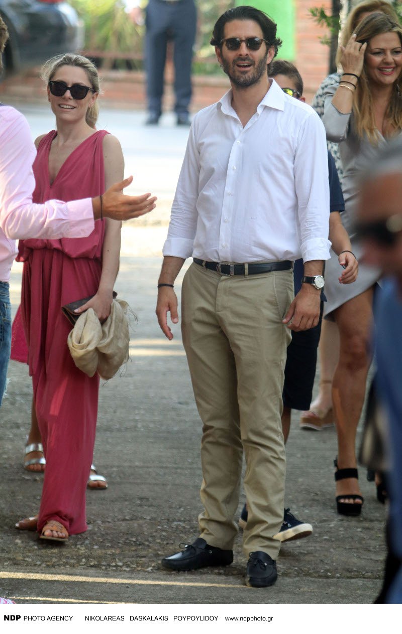 Ο καλοκαιρινός γάμος της Μαρίνας Ασλάνογλου -Παντρεύτηκε τον αγαπημένο της στη Σκιάθο [εικόνες] | iefimerida.gr 4