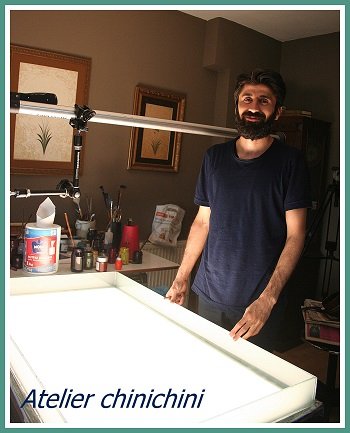 Απίστευτο: Ζωγραφίζει αριστουργήματα του Βαν Γκογκ μέσα στο νερό [βίντεο] | iefimerida.gr 1