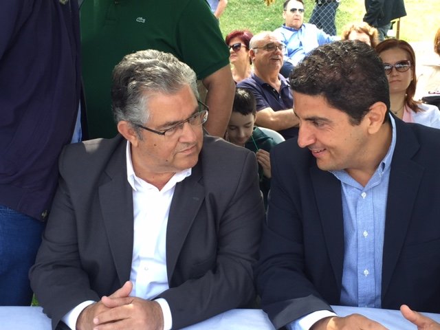 Το τετ α τετ Αυγενάκη-Κουτσούμπα για τον εκλογικό νόμο [εικόνες] | iefimerida.gr 1