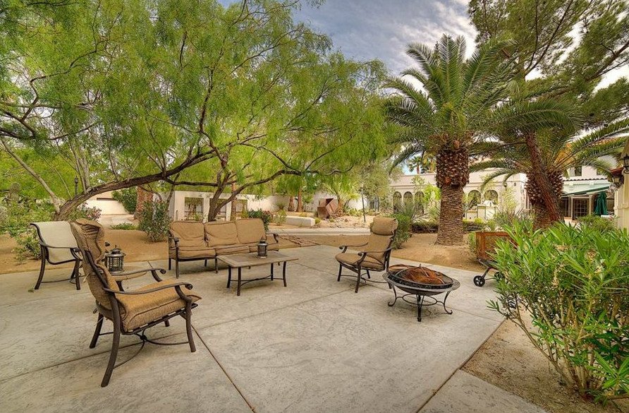 Η βίλα του θρύλου της ποπ Μάικλ Τζάκσον στο Λας Βέγκας βγήκε προς πώληση [εικόνες & βίντεο] | iefimerida.gr 13